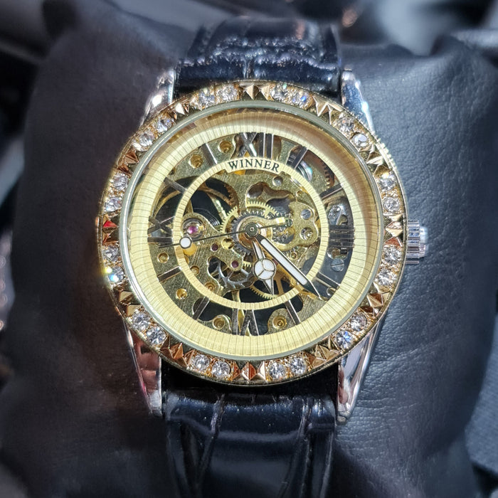[Brand Name] Damenarmbanduhr – Mechanisch & Transparentes Zifferblatt