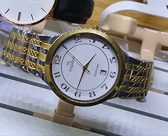 Herrenuhr Klassisch – Saphirglas & Lederarmband