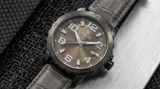 Hislon Armbanduhr Braun Schwarz Braunes Zifferblatt Lederarmband Datum